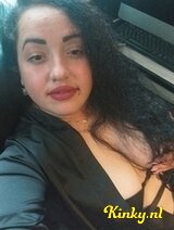 Naila - Sexy lady wet pussy