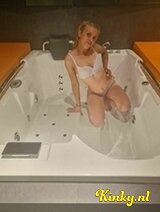 Ionela - Geile lolita meisje wil sex