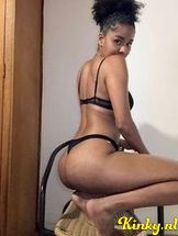 sofía-virtual-sex-via-kinky-68ade2b496f0c8001370d7b4