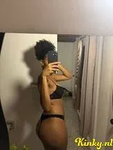 sofía-virtual-sex-via-kinky-68ade2df7266d20013b95f00