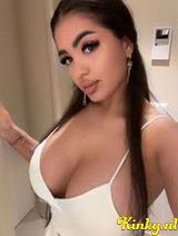 Leyla - Party girl first time here