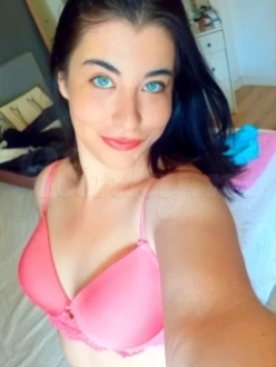 yvonne-escort-via-kinky-68d42d68c6c1e00013daa158