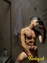 Valentín - Sex without limits, Chico xxx Latin