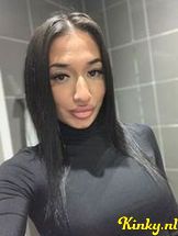 luisa-escort-via-kinky-690a87cdf044d900134e3b3f