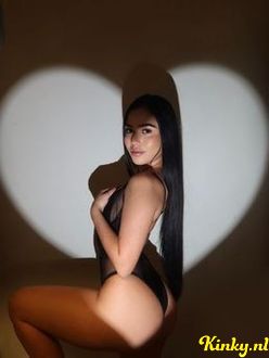 valentina-prive-ontvangst-via-kinky-68ae7ebec804110013f38c9f