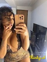 camila-virtual-sex-via-kinky-6939d5319b028e0014b5775d