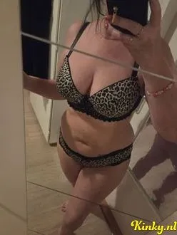 saar-virtual-sex-via-kinky-68be892daab67a00135261ed