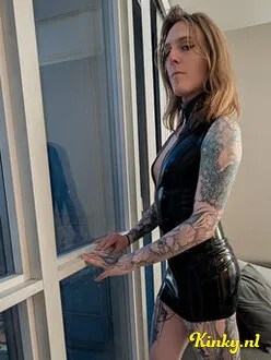 calliope-bdsm-via-kinky-688480f33cd0cf00131d149e