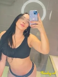 kata-erotische-massage-via-kinky-6885428b29a2270013612eb8