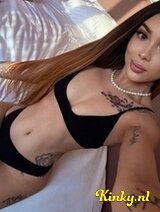 Emma - Best hip move - latina