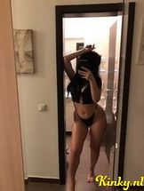 denise-erotische-massage-via-kinky-68f1df80665fb200136327cc