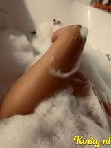 soniaa-erotische-massage-via-kinky-68c292c6f6c6eb0013e5cf51
