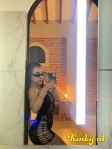 hilary-prive-ontvangst-via-kinky-6888bfa26f455c0013d096ba