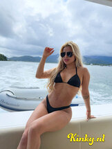 shakira-prive-ontvangst-via-kinky-6888cd5f31f4b00013ba9af1