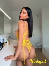 hayley-prive-ontvangst-via-kinky-688a65e429a22700136135cb