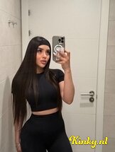 isabella-escort-via-kinky-688a863b3cd0cf00131d1dc0