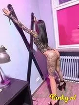 alisa-escort-via-kinky-69816a979e0e47001343914a