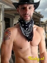 ferdy-escort-via-kinky-688f2b724783f70013b16953