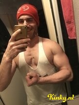 jonathan-escort-via-kinky-6890d7b331f4b00013baa7ac