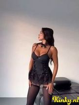 dalida-virtual-sex-via-kinky-68f4ecf235dea800130aed77