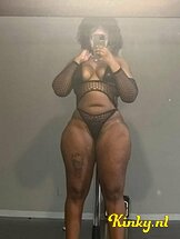 sofia-escort-via-kinky-6891c22631f4b00013baa87c