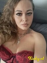 Naaly - Kiss tounge!