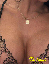Samira - Super nat en geil squirt mega veel