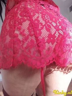 sara-escort-via-kinky-68de46014884f30013e8aa59