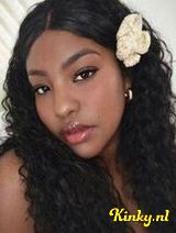 Flor - Hot chat with latín girls threesome diva Virtual