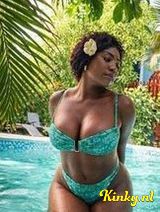 Flor - Hot chat with latín girls threesome diva Virtual