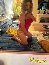 Roxana - Latina Trava bottom is gek op zaad  en likken