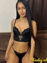 Kylie - Your sweet bitch 