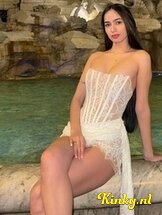 kylie-prive-ontvangst-via-kinky-68a57fa48a4a7a00135274f0