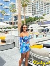 Victoria - The perfect girlfriend for you.