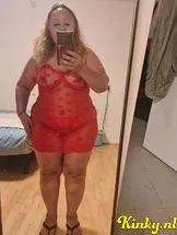 rosy-virtual-sex-via-kinky-68d2515d39a405001305e055