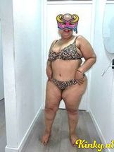 rosy-virtual-sex-via-kinky-68b5b97b9ee34c00133c9904