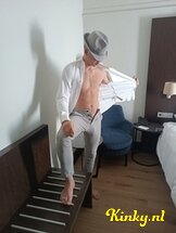 john-escort-via-kinky-689ef9b78a4a7a0013526af1