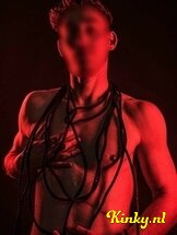 maximus-bdsm-via-kinky-689aecb0237f7f0013f305d8