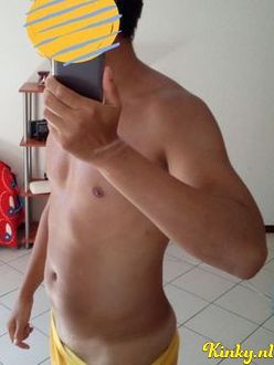 andre-erotische-massage-via-kinky-68b0cca82db446001413523d