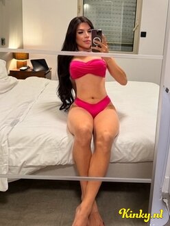 vanessa-prive-ontvangst-via-kinky-689b36111ea34700135d2e57