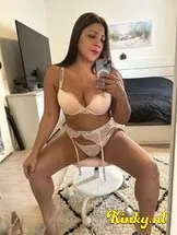 michele-&-irina-ts-prive-ontvangst-via-kinky-68a869bb8a4a7a0013527aad