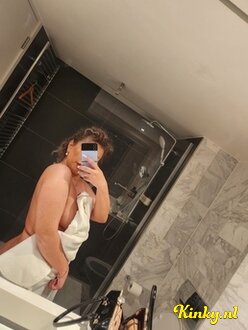 eveline-escort-via-kinky-689eead1cc15b900137f1692
