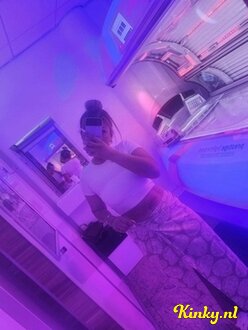 rosy-prive-ontvangst-via-kinky-689eea1e1ea34700135d33e2