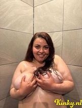 ariana-escort-via-kinky-68dc6897f6c6eb0013e5f1d0