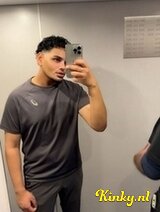 Marciano - Into hot guys