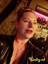 meesteres-katja-bdsm-via-kinky-64dccb709e4fcf0019f639a6