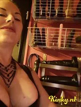 meesteres-katja-bdsm-via-kinky-61687300de8448d8ff745a8f
