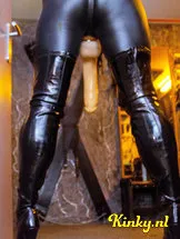 meesteres-katja-bdsm-via-kinky-62d2a7192e5e3a001a9b9071