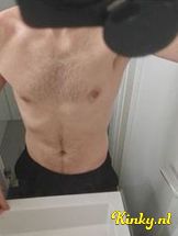 leon-erotische-massage-via-kinky-697745b111aba90014035325