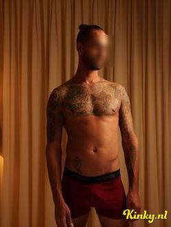joshua-escort-via-kinky-6963767111aba90014034029